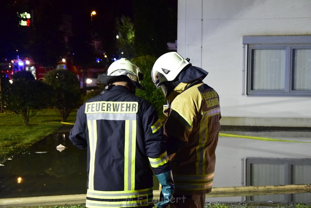 Grossbrand Halle Troisdorf Kriegsdorf Junkersring P707.JPG - Miklos Laubert